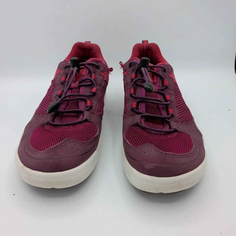 ECCO Aqua Sport Amphibia Shoes Womens 10 10.5 41 Burgundy Mesh Gorpcore Sneakers